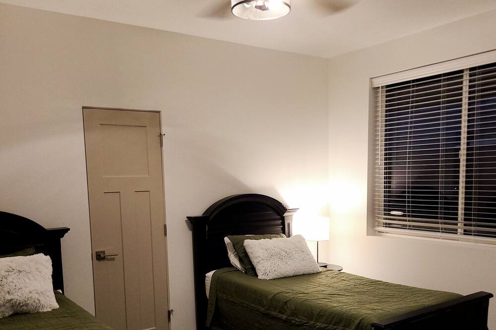 Photo of Bedroom in New River