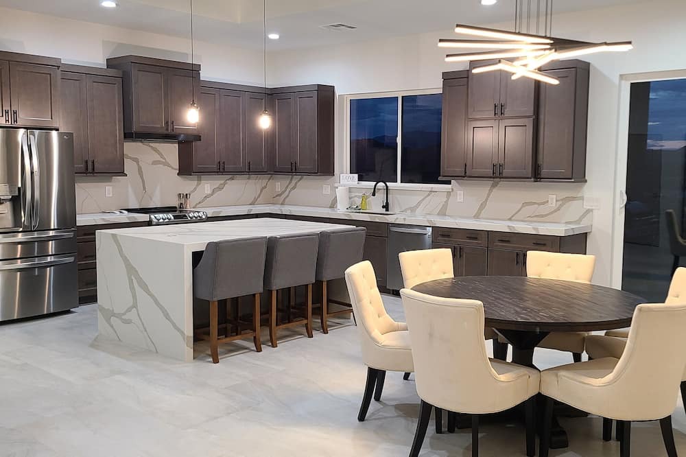 Photo of Kitchen in New River