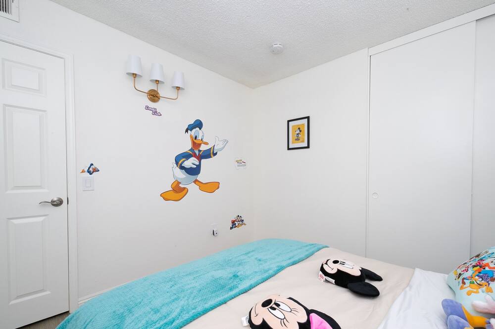 Photo of Bedroom in Yorba Linda