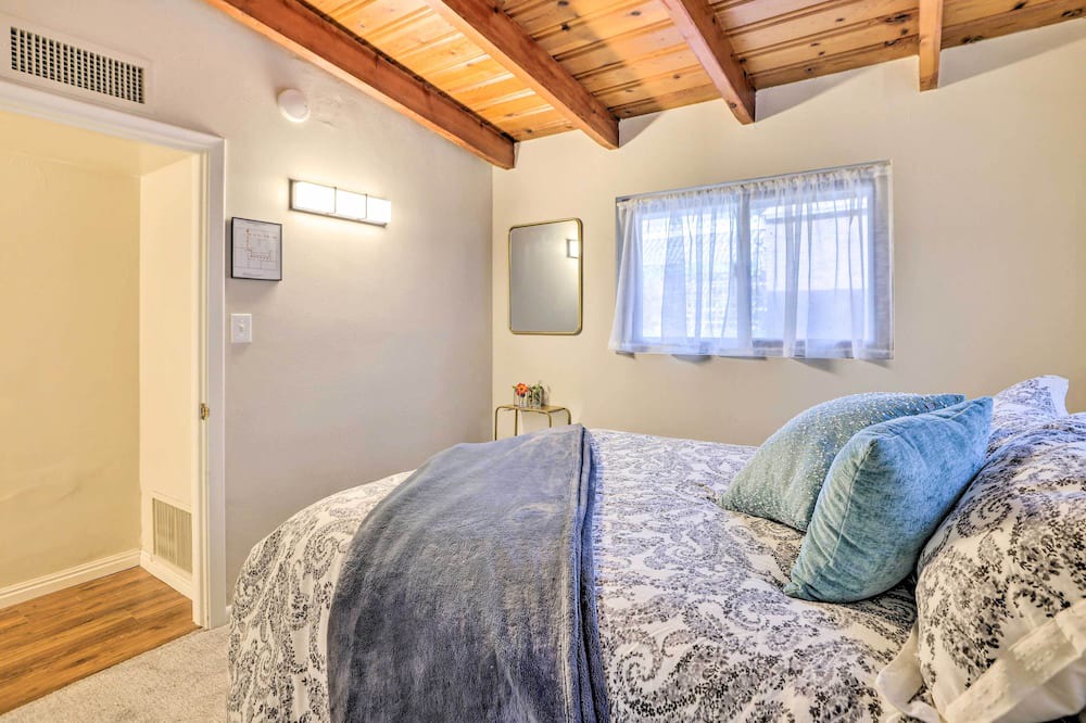 Photo of Bedroom in Toquerville