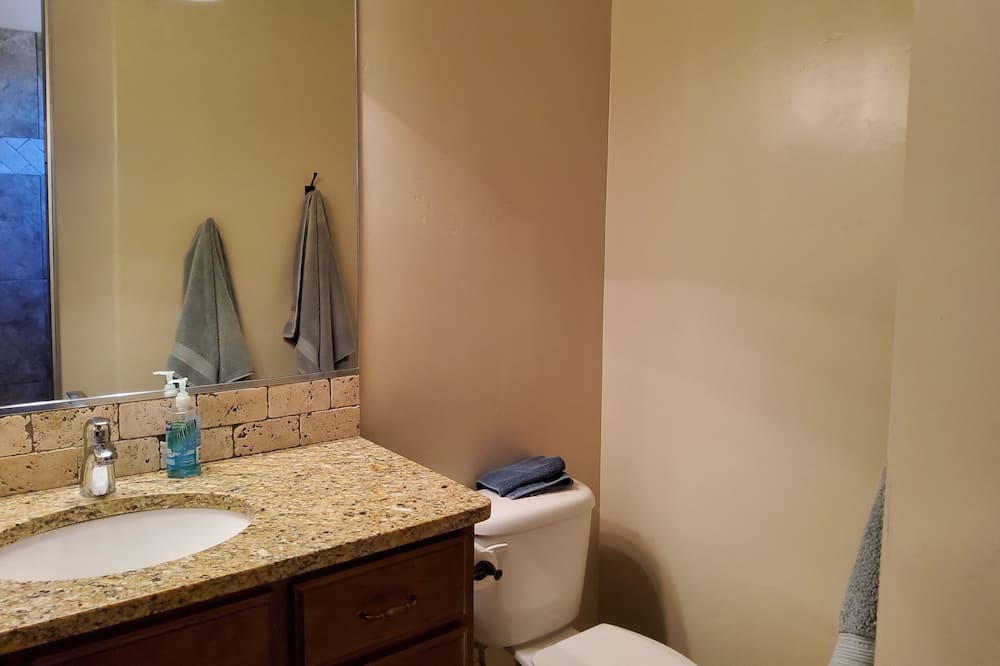 Photo of Bathroom in New Harmony