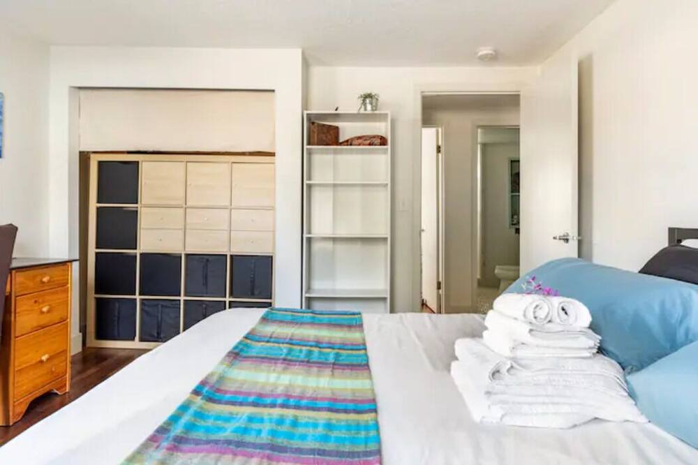 Photo of Bedroom in Thurston