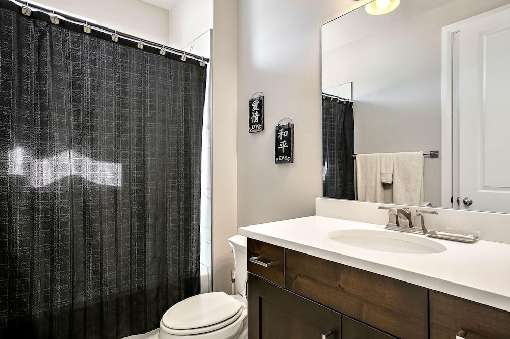 Photo of Bathroom in Sienna Hills