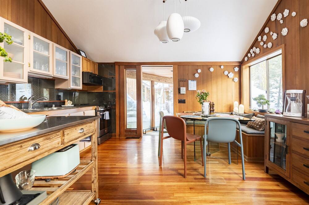 Photo of Kitchen in Alpine Meadows