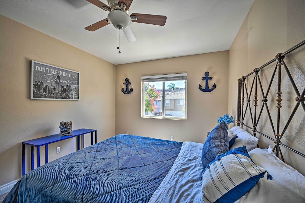 Photo of Bedroom in Ocean View Hills
