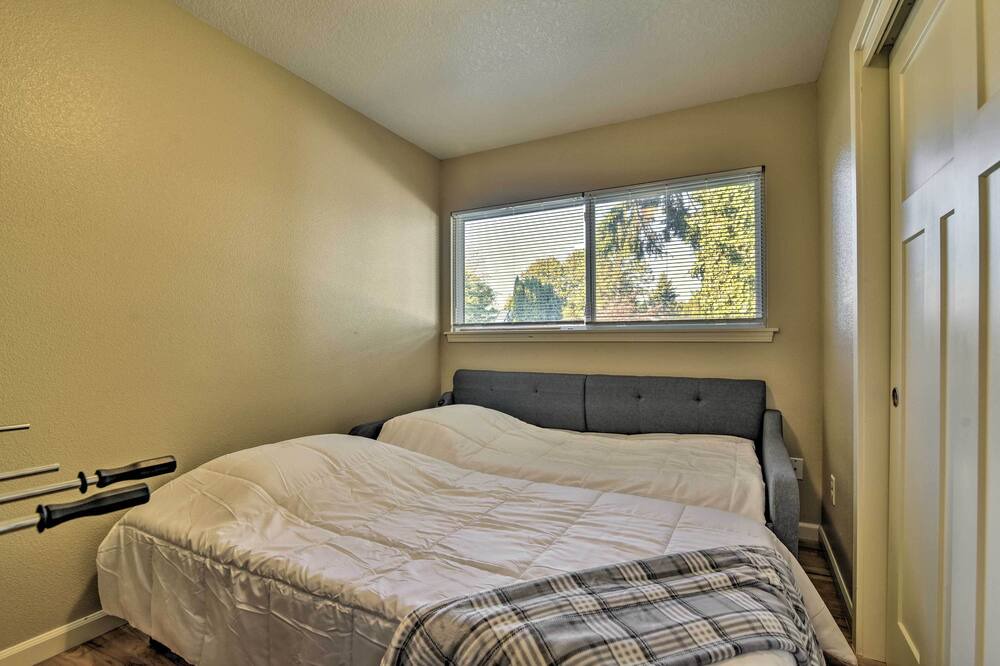 Photo of Bedroom in Carver