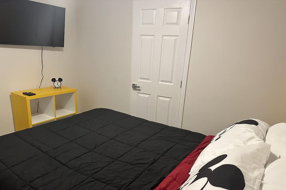Photo of Bedroom in Garden Grove