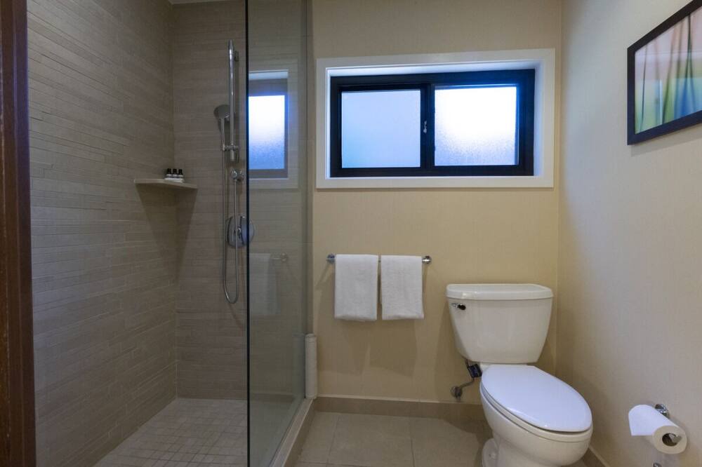 Photo of Bathroom in Downtown Monterey