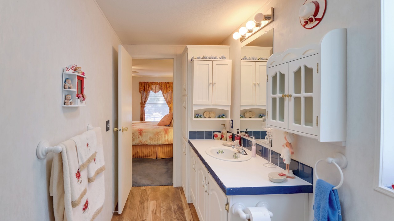 Photo of Kitchen in Cottonwood