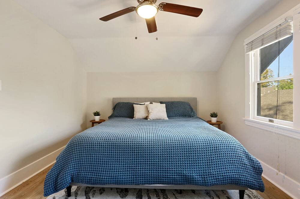 Photo of Bedroom in Lodi
