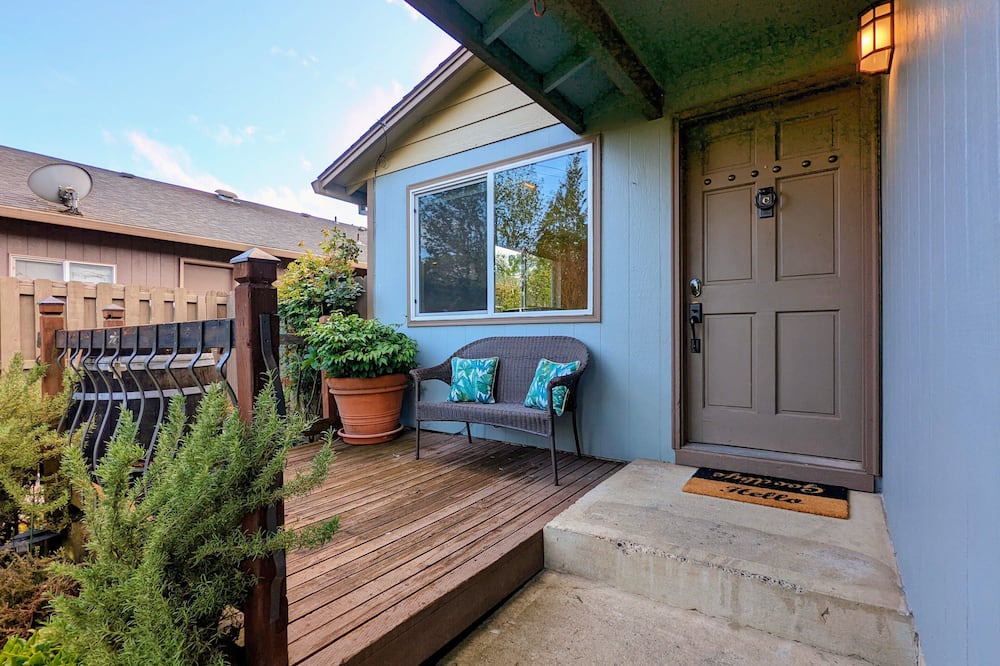 Photo of Outdoor in Carlton