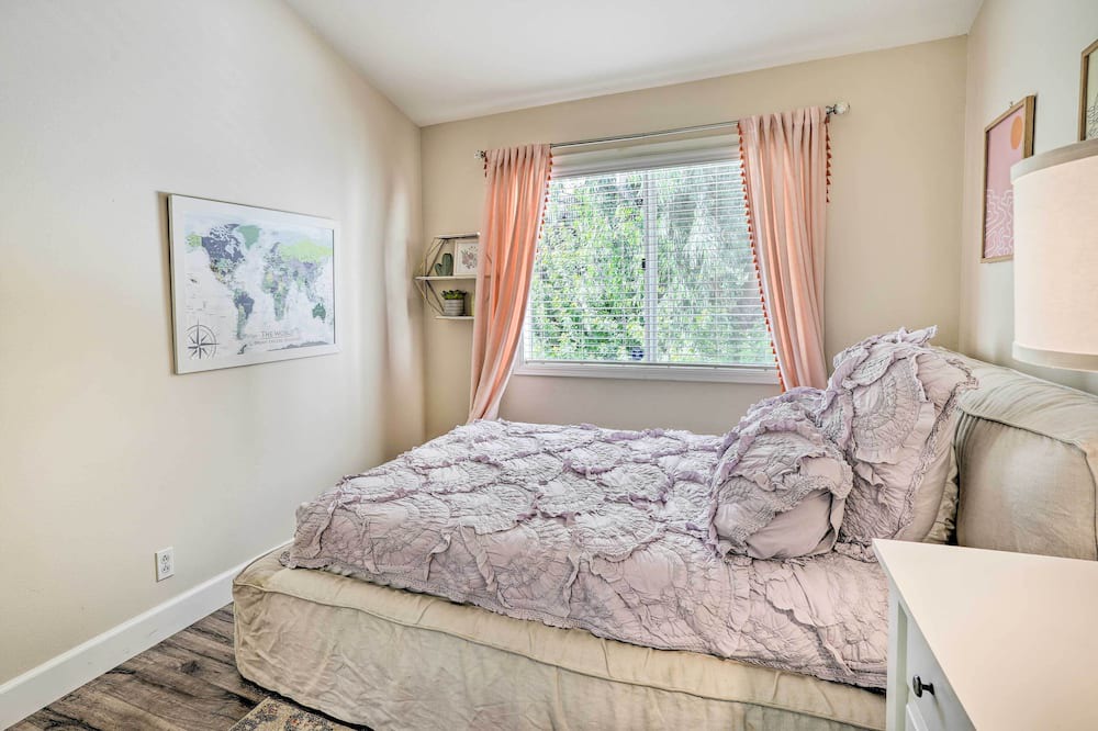 Photo of Bedroom in Laguna Niguel