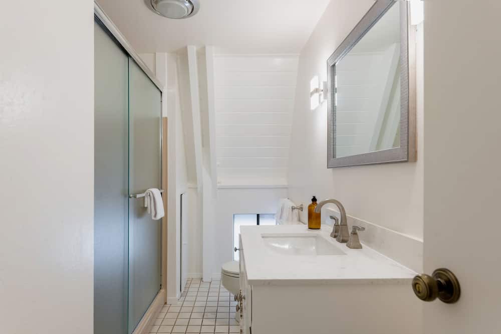 Photo of Bathroom in Alpine Meadows