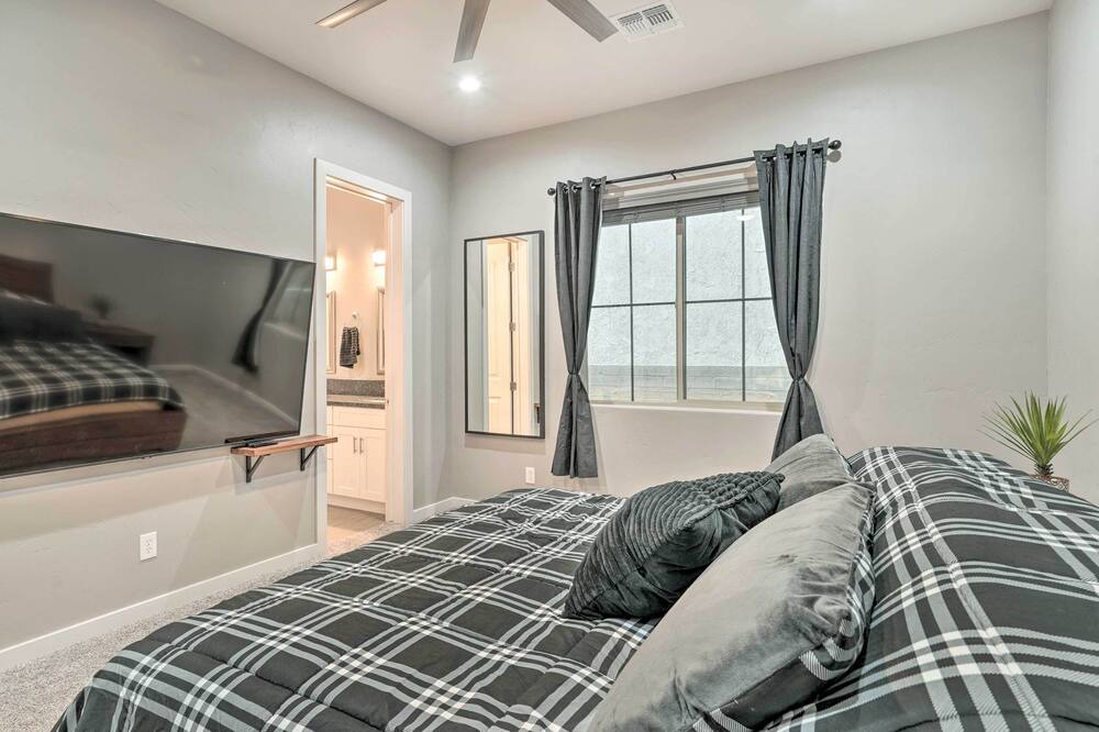 Photo of Bedroom in Bullhead City