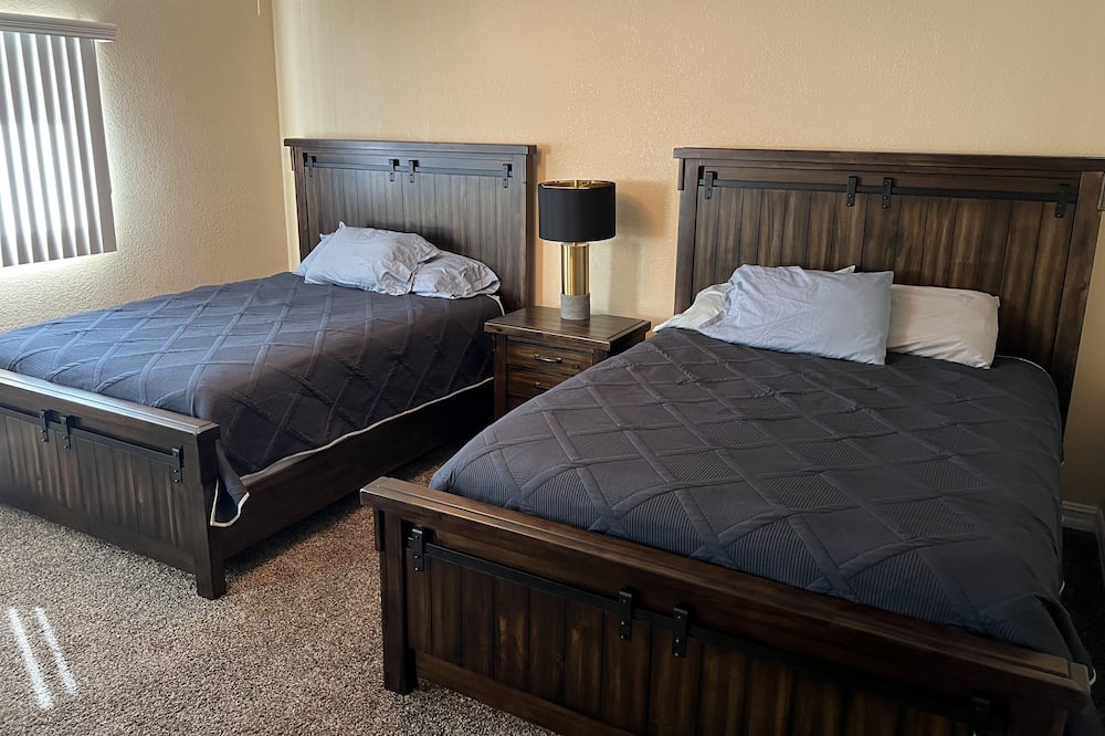 Photo of Bedroom in Cienega Springs