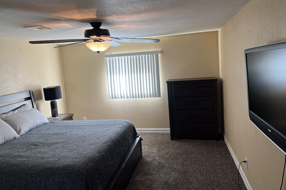 Photo of Bedroom in Cienega Springs