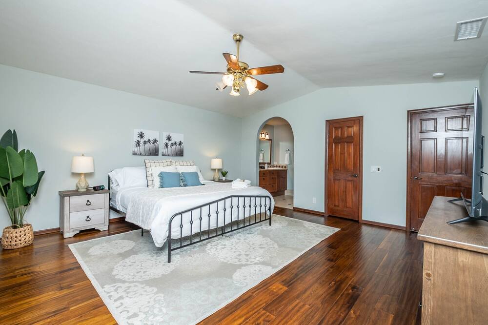 Photo of Bedroom in Vista