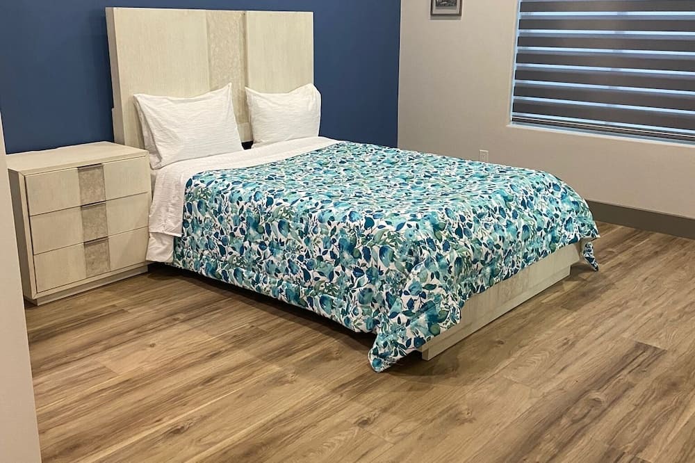Photo of Bedroom in Silverado Ranch