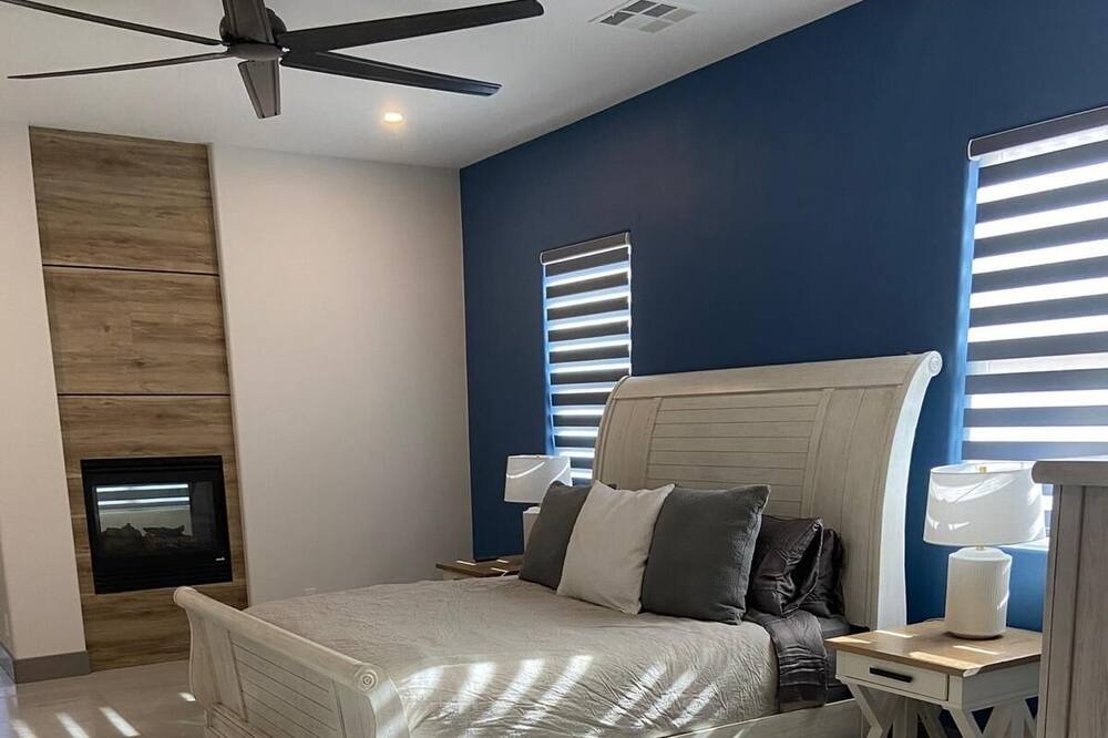 Photo of Bedroom in Silverado Ranch
