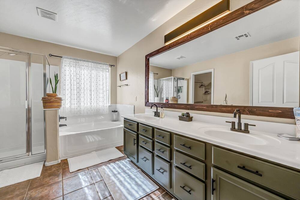Photo of Bathroom in Foothills