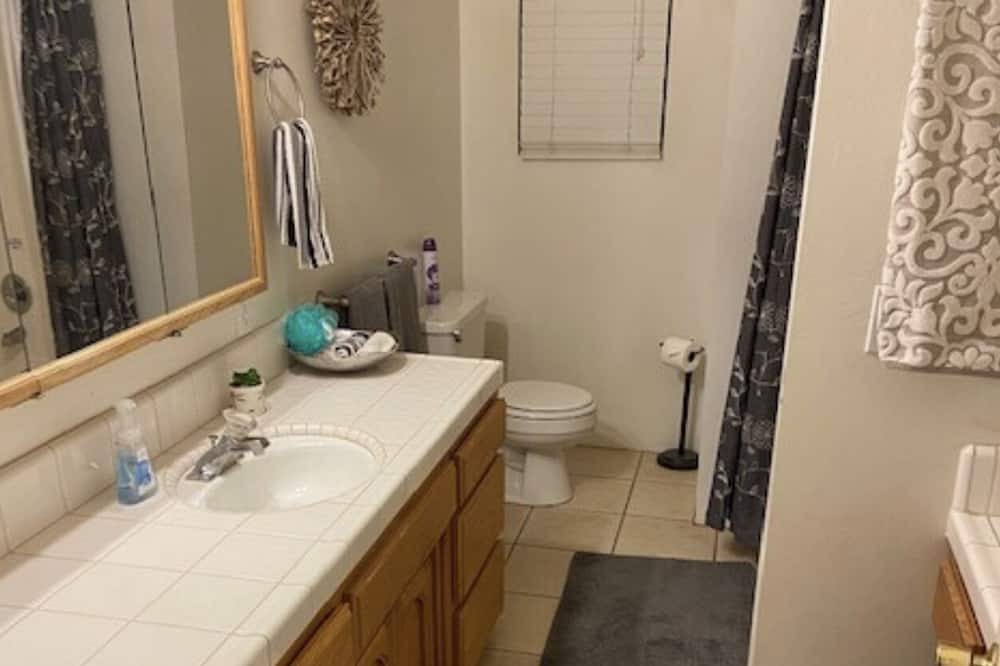 Photo of Bathroom in Wofford Heights