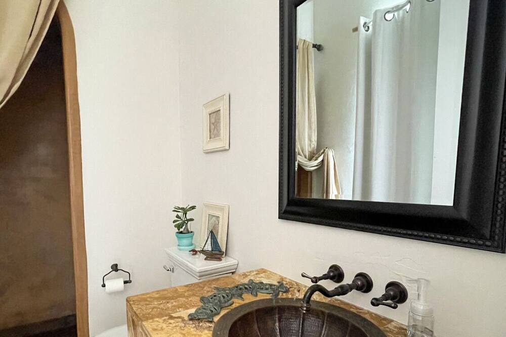 Photo of Bathroom in Murrieta