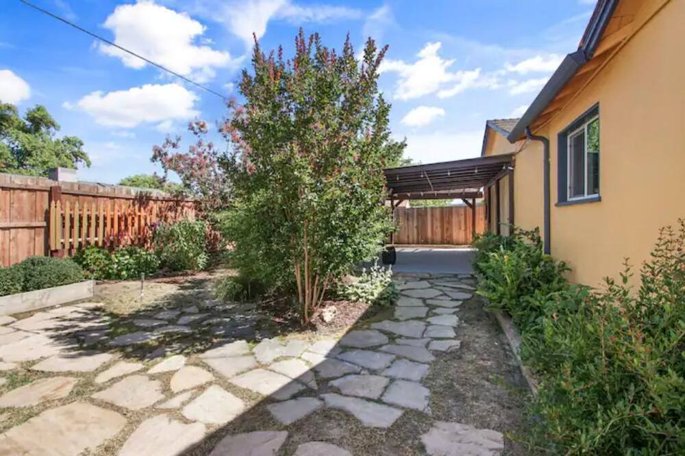 Photo of Outdoor in Modesto