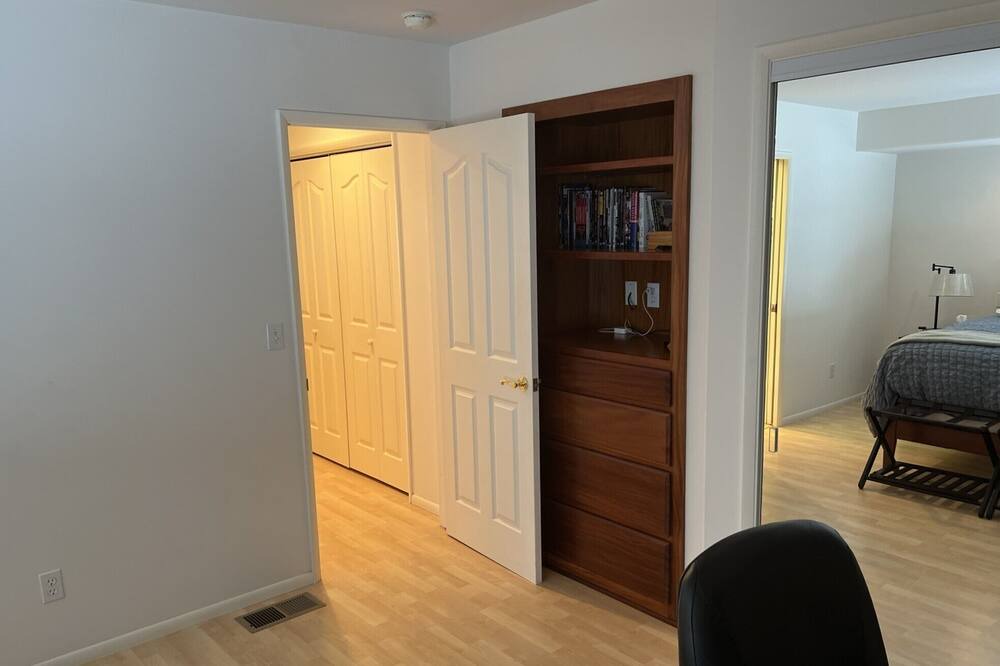 Photo of Bedroom in Happy Hill