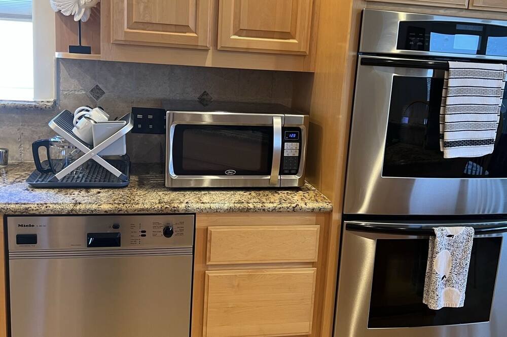 Photo of Kitchen in Happy Hill