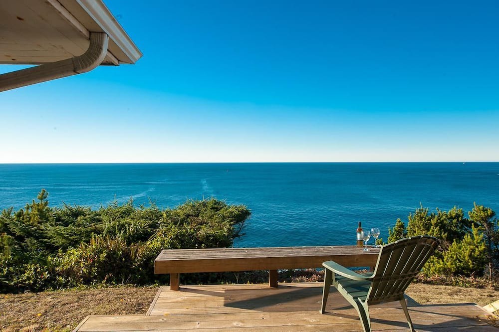 Photo of Patio Balcony in Depoe Bay