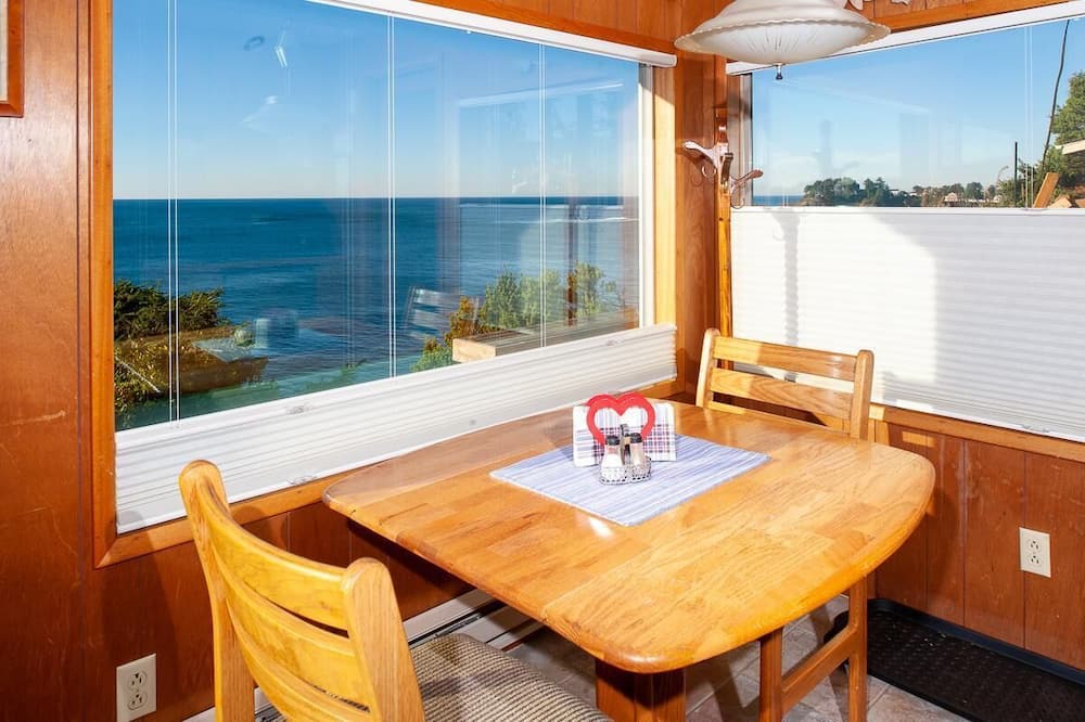 Photo of Others in Depoe Bay