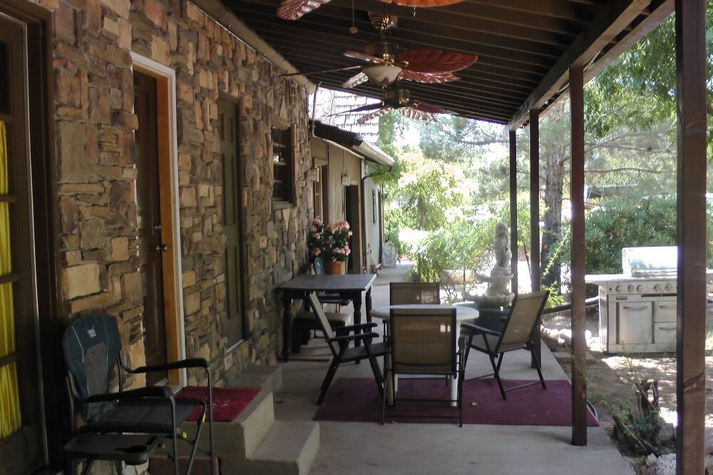 Photo of Patio Balcony in Leeds