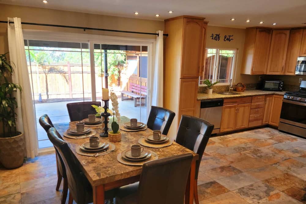 Photo of Kitchen in Winter Gardens