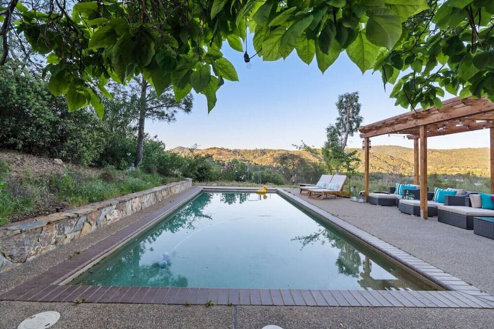 Photo of Outdoor in Mariposa