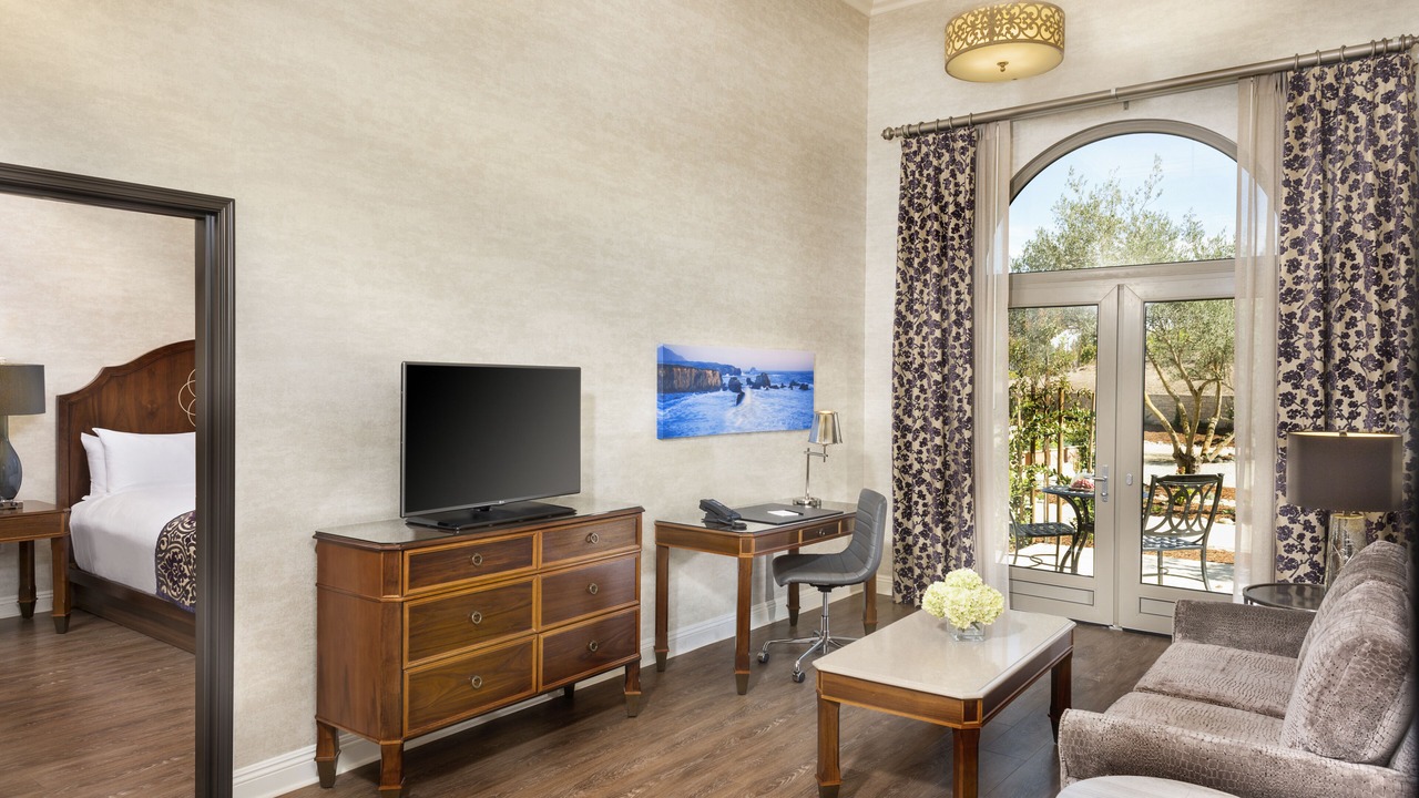 Photo of Bedroom in River Oaks