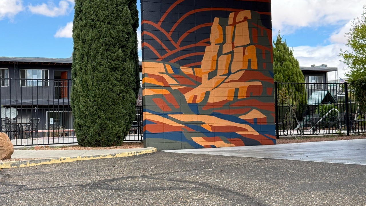 Photo of Outdoor in Page