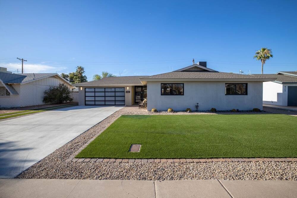 Photo of Outdoor in Scottsdale Estates Nine