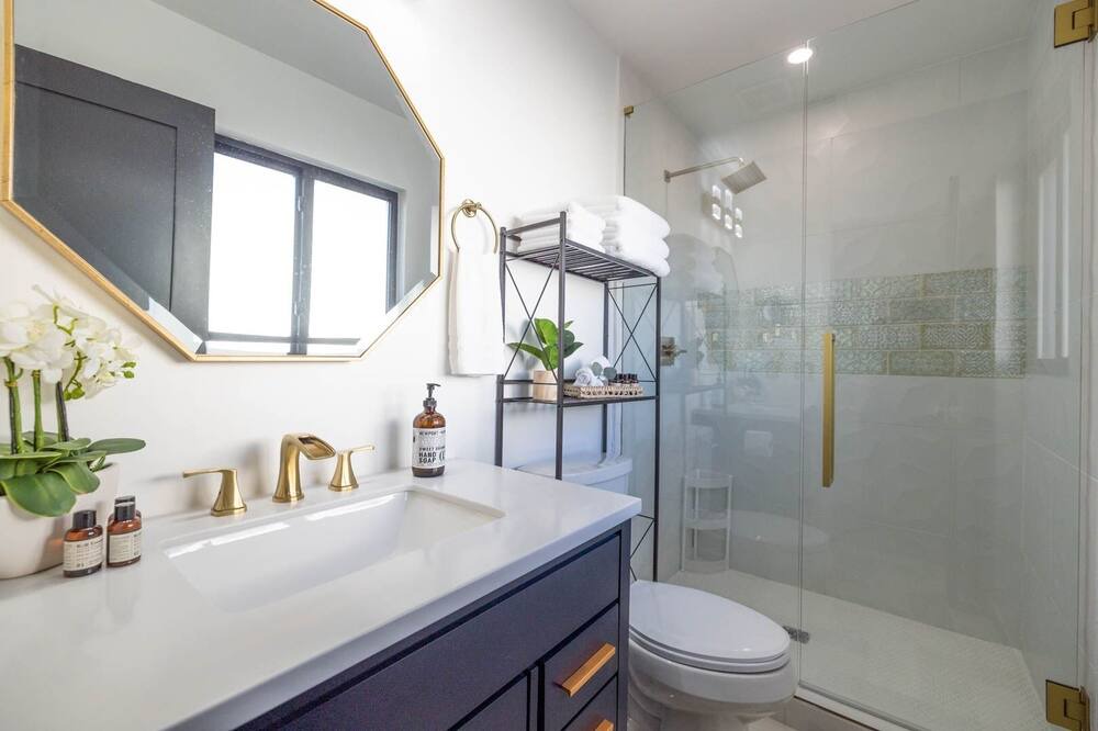 Photo of Bathroom in Scottsdale Estates Nine