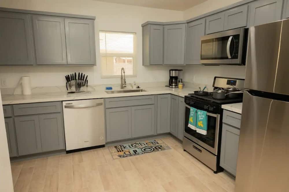 Photo of Kitchen in Yuma
