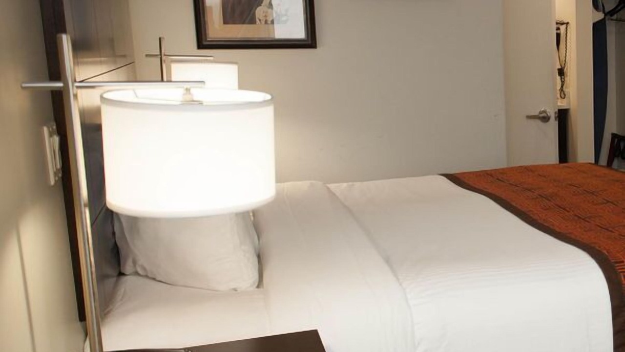 Photo of Bedroom in Marina District