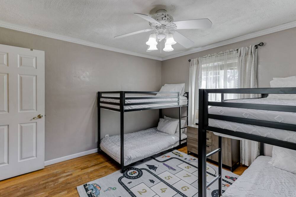 Photo of Bedroom in Redding