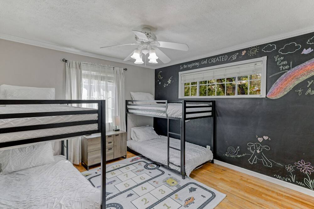 Photo of Bedroom in Redding