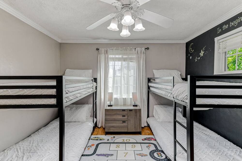 Photo of Bedroom in Redding