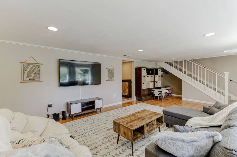 Photo of Livingroom in Redding