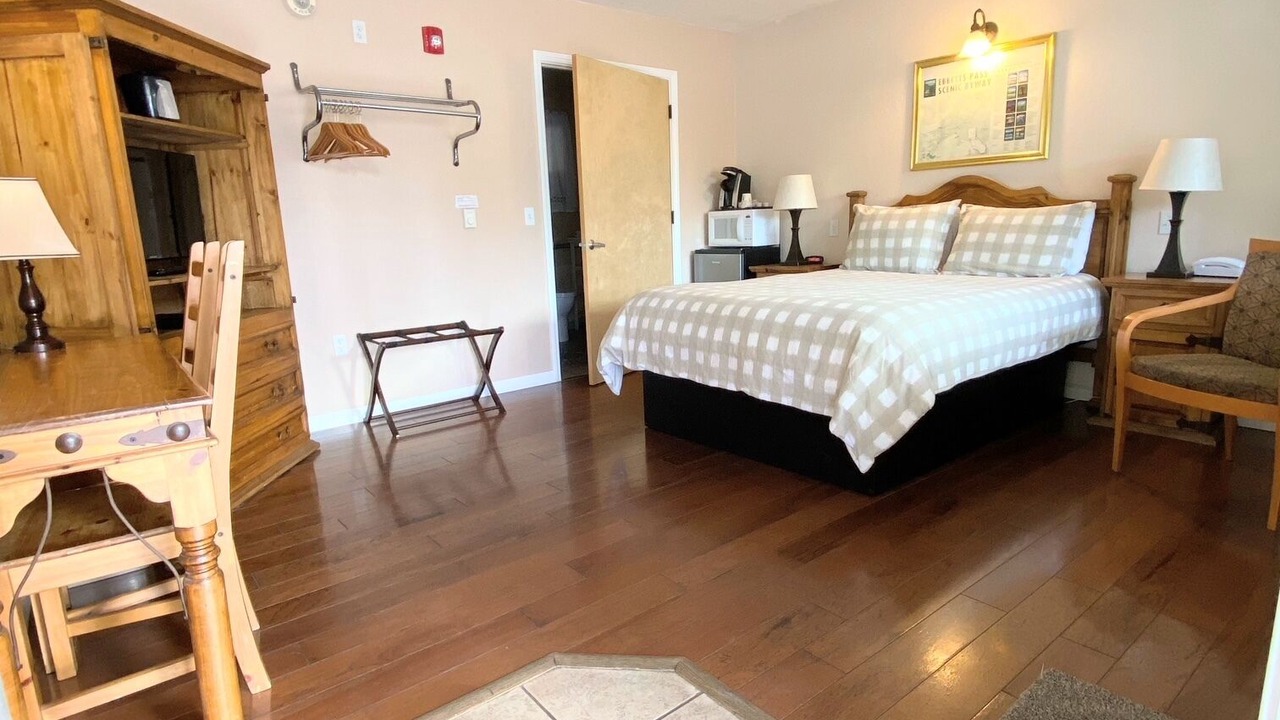 Photo of Bedroom in Glencoe