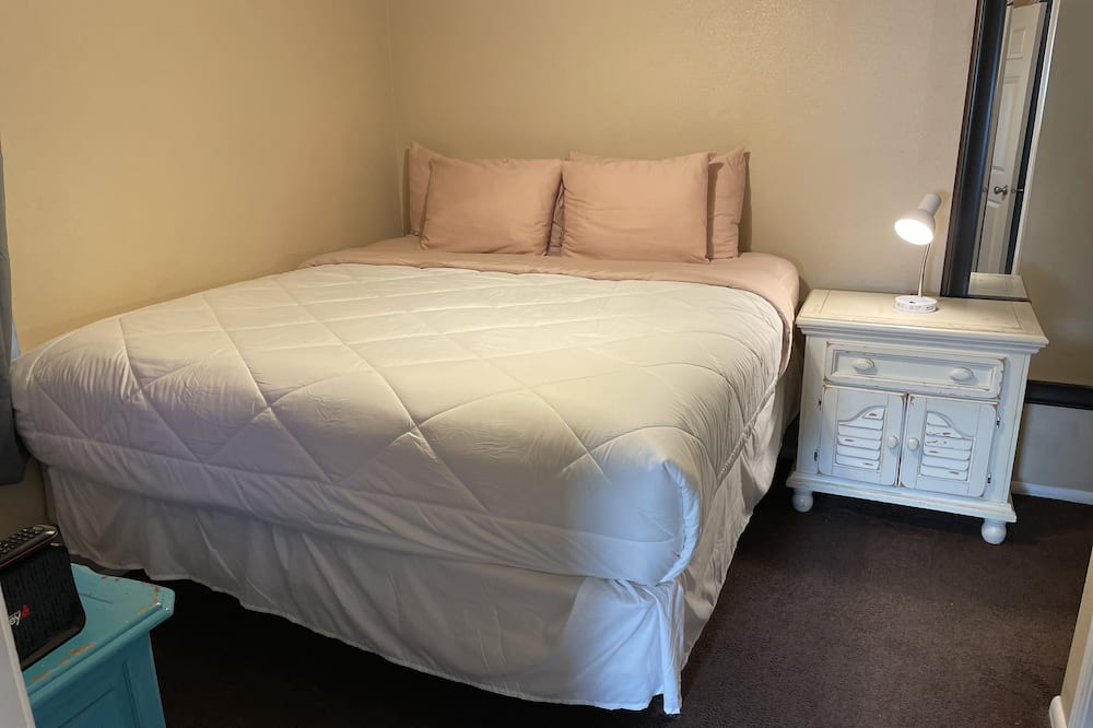 Photo of Bedroom in Toquerville