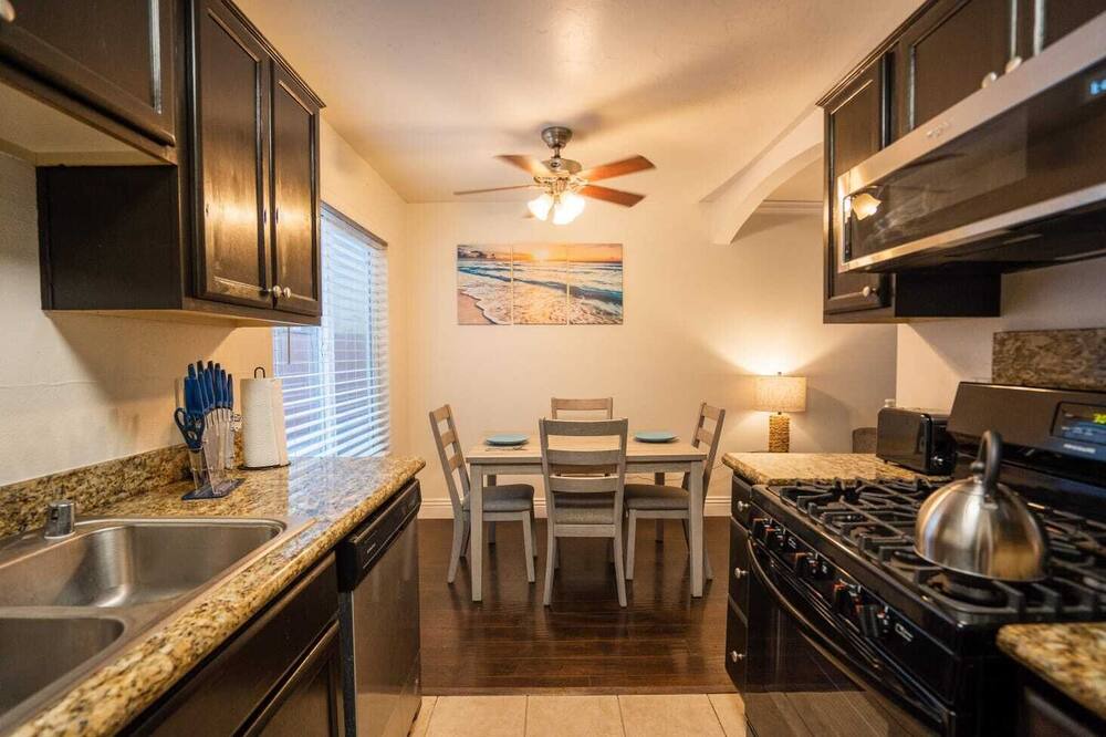 Photo of Kitchen in Lincoln Acres