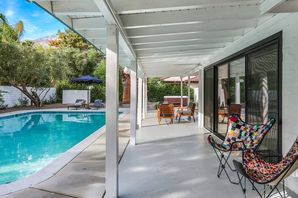 Photo of Outdoor in Sunrise Vista Chino