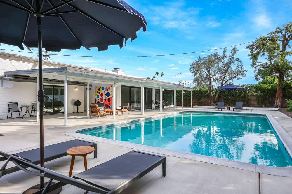 Photo of Outdoor in Sunrise Vista Chino