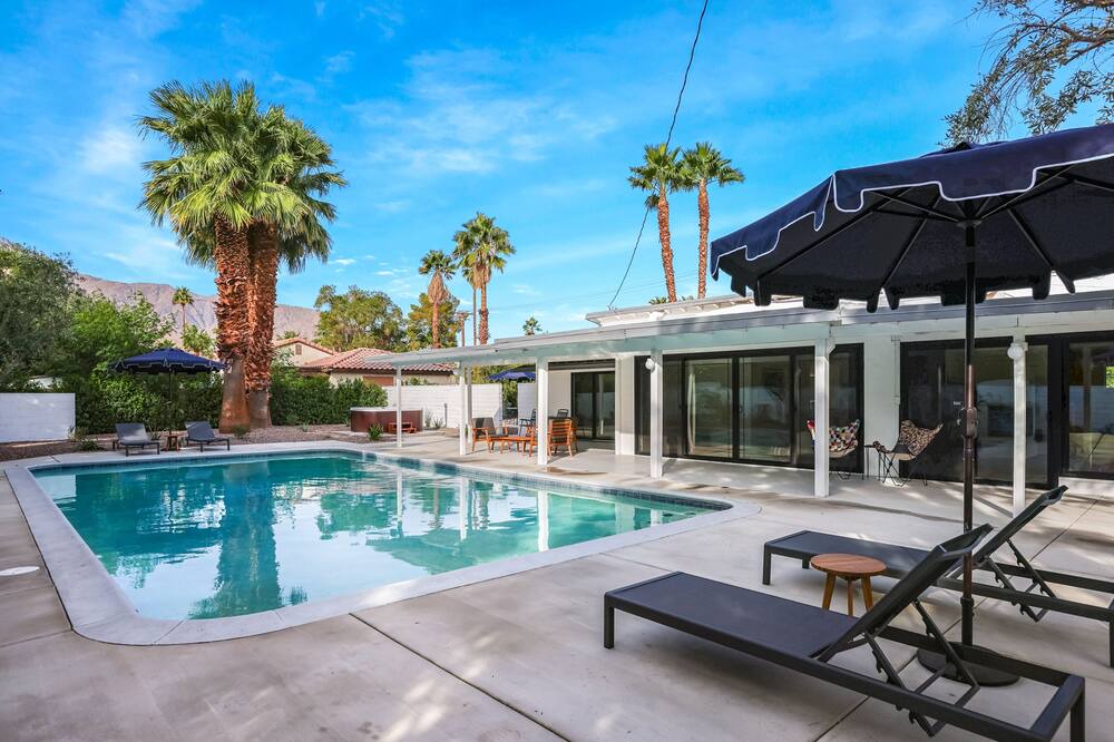 Photo of Outdoor in Sunrise Vista Chino